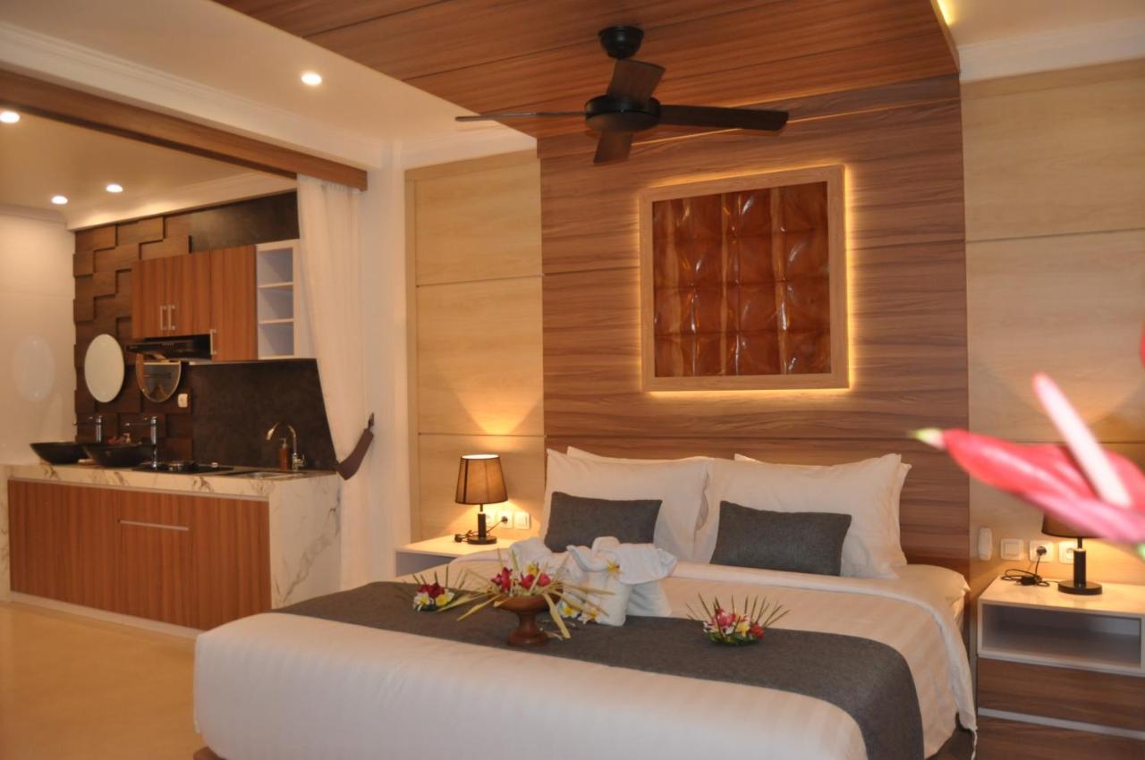 Suite Ocean Blue Batununggul Exterior photo