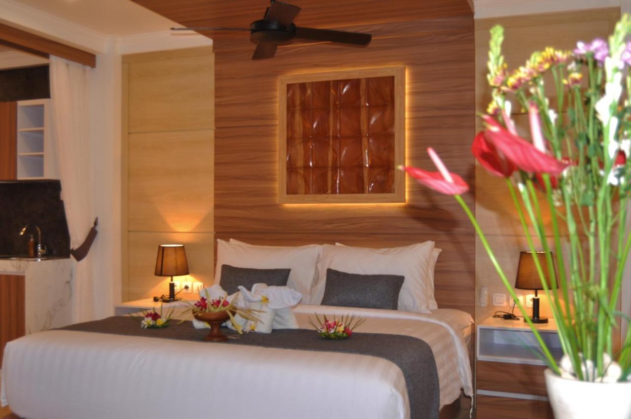 Suite Ocean Blue Batununggul Exterior photo