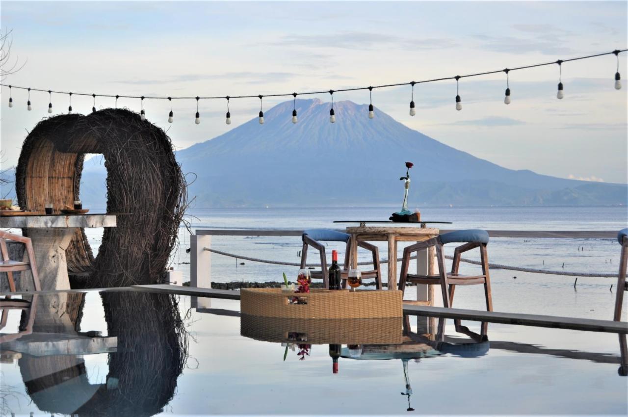 Suite Ocean Blue Batununggul Exterior photo